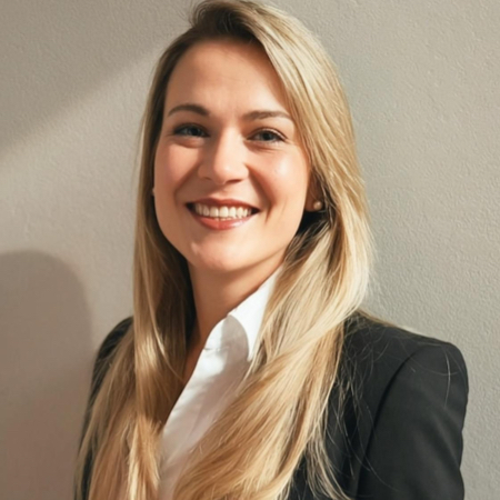 Frau Christina Hellmuth