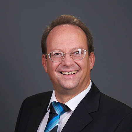 Herr Dipl.-Ing. Robert G. Schweizer