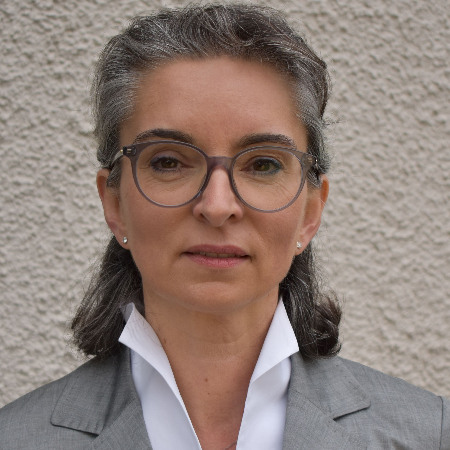 Frau Barbara Kühn
